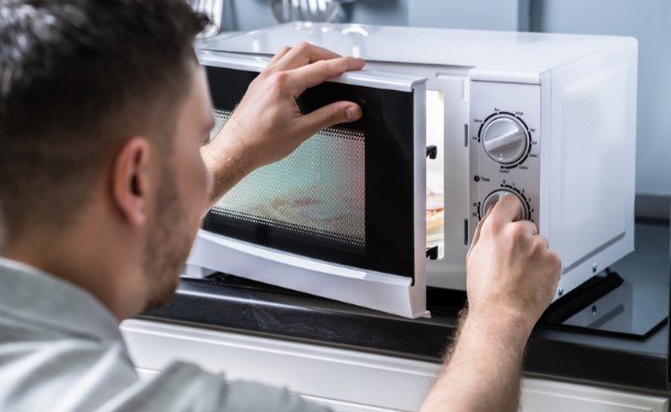 Match Cooking Time to Your Microwave Wattage