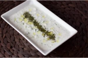 Turkish cacik recipe with yogurt: Cool Summer Side