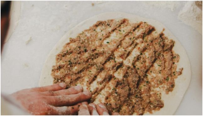 How to Make the Lahmacun Meat Topping