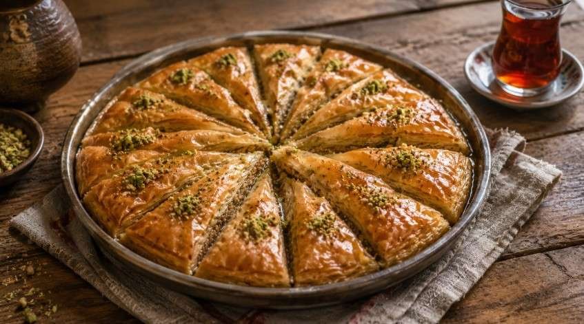 Top Layers, Scoring, And Baking