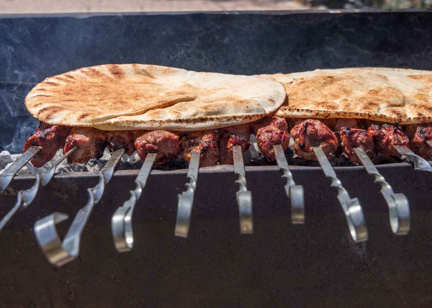 How Do You Make High-Heat Wood-Fired Lamb Pide?